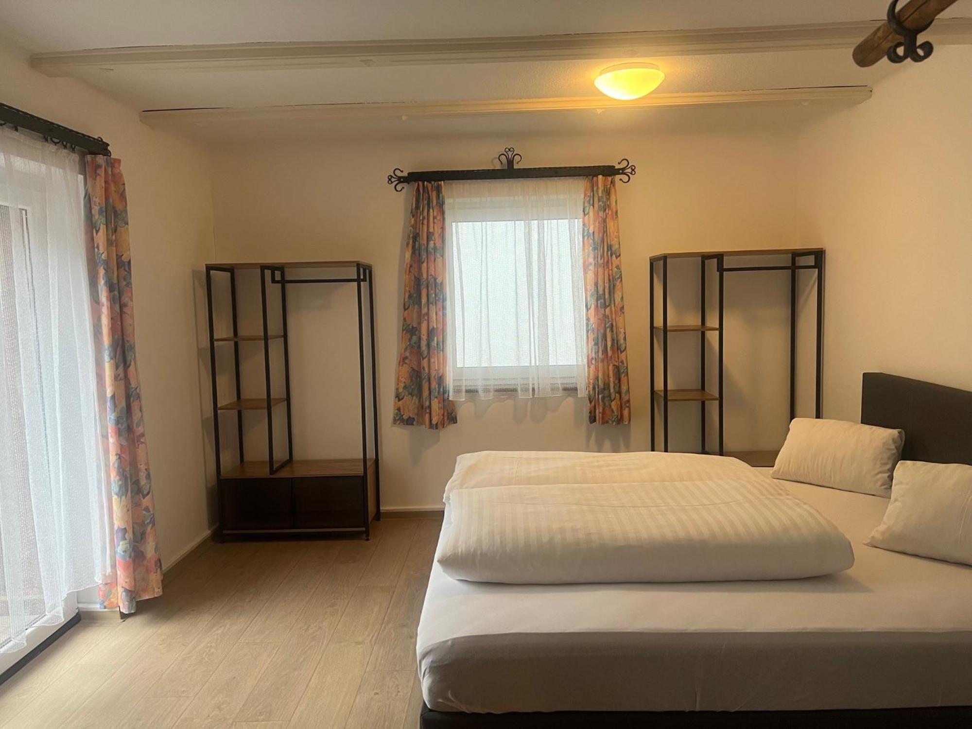 Intown Apartment Schmiede 萨尔巴赫 外观 照片