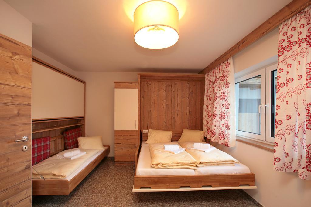 Intown Apartment Schmiede 萨尔巴赫 外观 照片